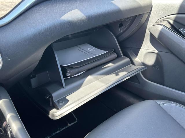 2025 Nissan Altima SL FWD
