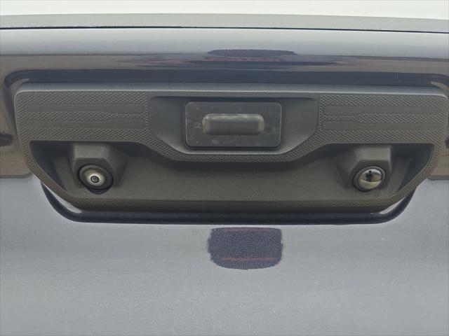 2023 Chevrolet Silverado 1500 4WD Crew Cab Short Bed LT with 2FL