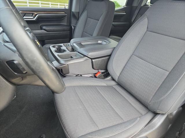 2023 Chevrolet Silverado 1500 4WD Crew Cab Short Bed LT with 2FL