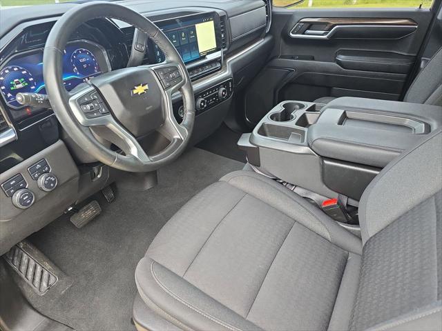 2023 Chevrolet Silverado 1500 4WD Crew Cab Short Bed LT with 2FL