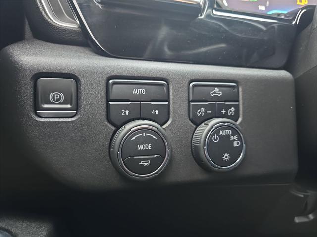 2023 Chevrolet Silverado 1500 4WD Crew Cab Short Bed LT with 2FL