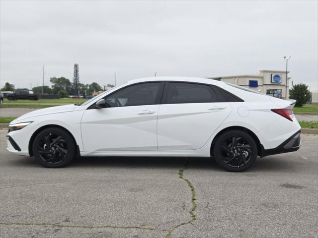 2026 Hyundai Elantra Hybrid SEL Sport