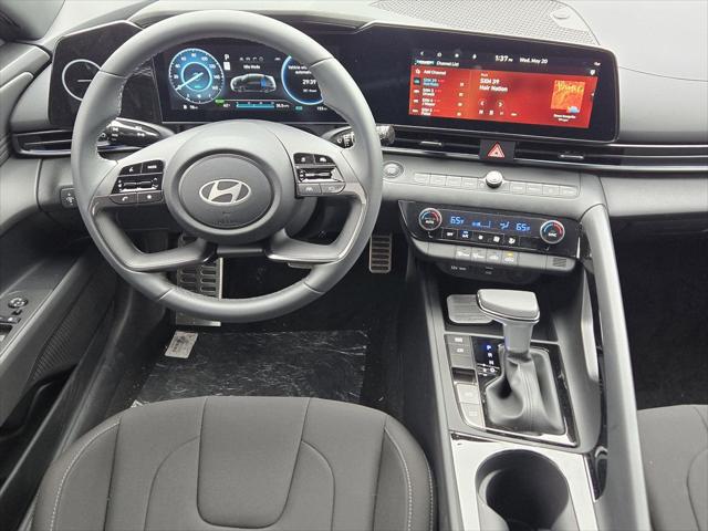 2026 Hyundai Elantra Hybrid SEL Sport