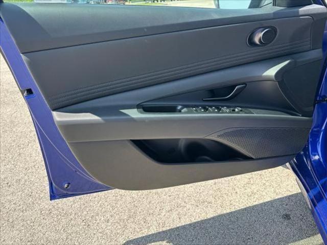 2025 Hyundai Elantra Hybrid SEL Sport
