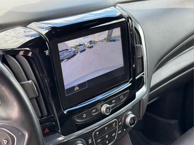 2023 Chevrolet Traverse AWD LT Leather