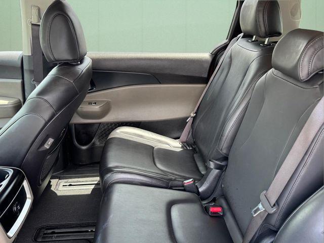 2025 Kia Carnival MPV LXS