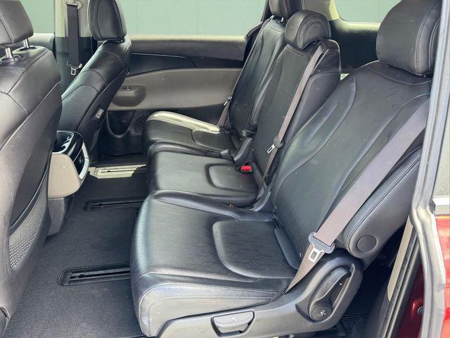 2025 Kia Carnival MPV LXS