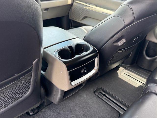 2025 Kia Carnival MPV LXS