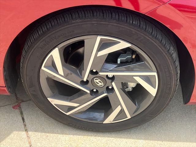 2025 Hyundai Elantra SEL Sport