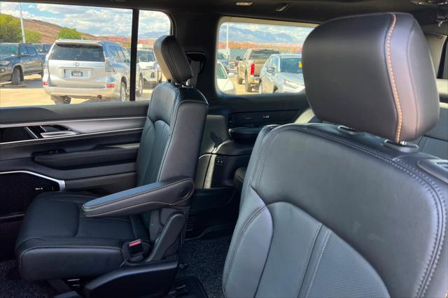 2026 Jeep Grand Wagoneer L 4x4
