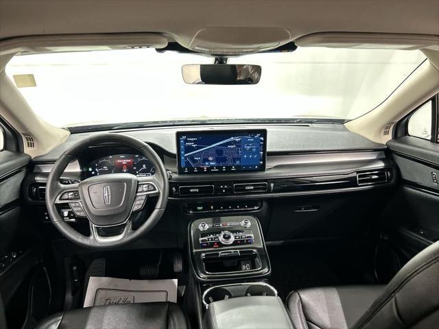 2022 Lincoln Nautilus Standard