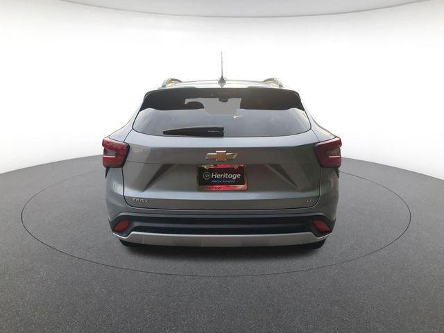 2024 Chevrolet Trax FWD LT