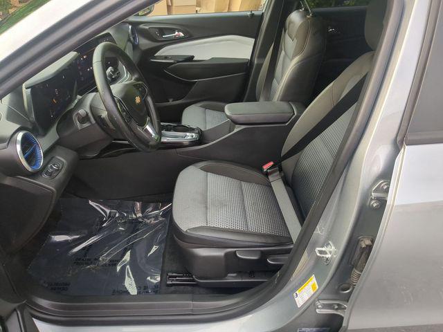 2024 Chevrolet Trax FWD LT