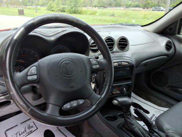2004 Pontiac Grand Am GT1