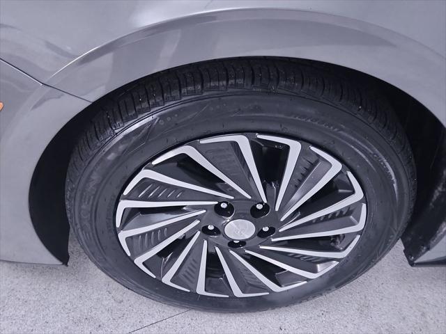 2023 Hyundai Sonata Hybrid SEL