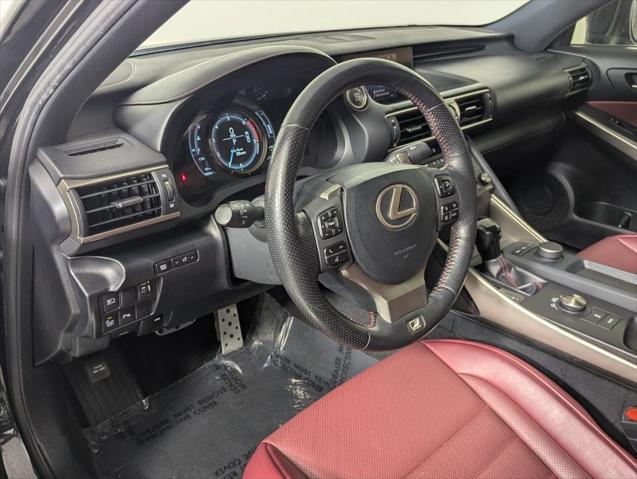 2019 Lexus IS 300 300