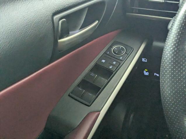 2019 Lexus IS 300 300