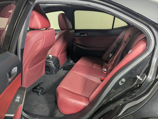 2019 Lexus IS 300 300