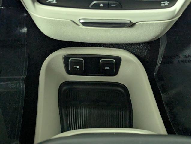2020 Chrysler Pacifica Touring L Plus