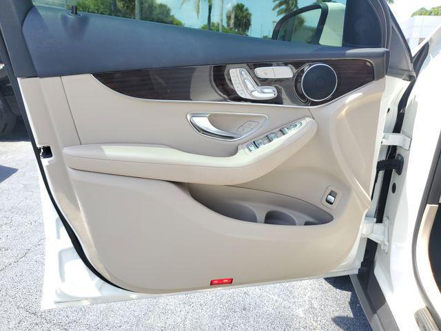 2021 Mercedes-Benz GLC SUV