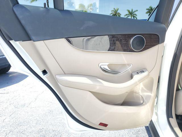 2021 Mercedes-Benz GLC SUV