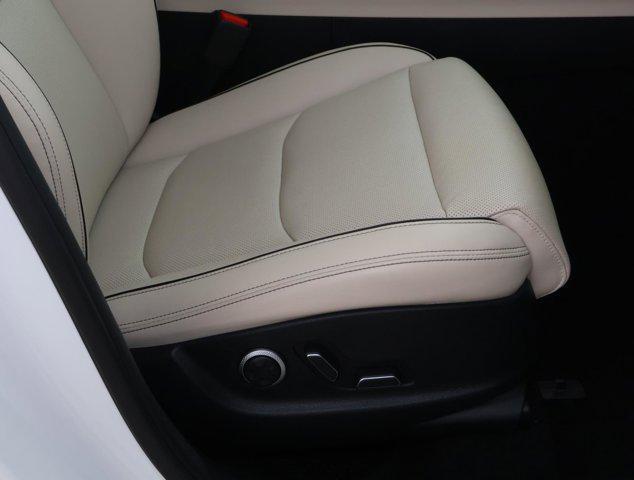 2022 Genesis GV70 2.5T AWD