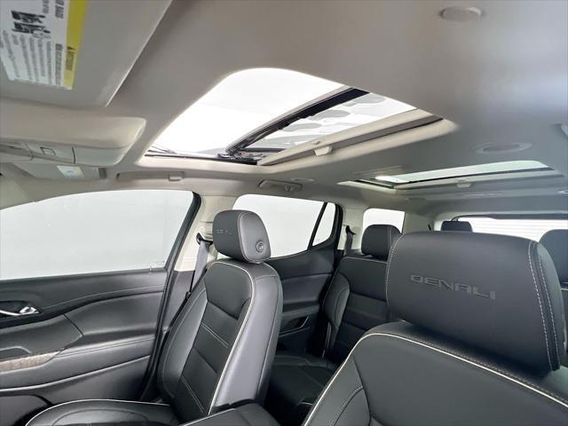 2021 GMC Acadia AWD Denali