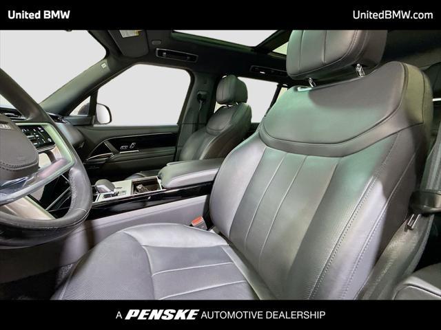 2024 Land Rover Range Rover P530 SE