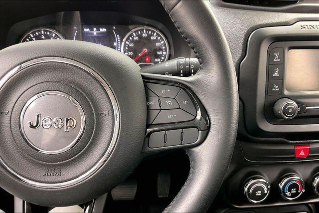 2017 Jeep Renegade Altitude FWD