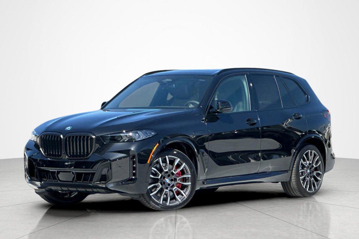 2026 BMW X5 xDrive50e's photo