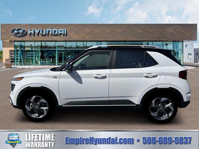 2026 Hyundai Venue SEL w/Two-Tone Roof