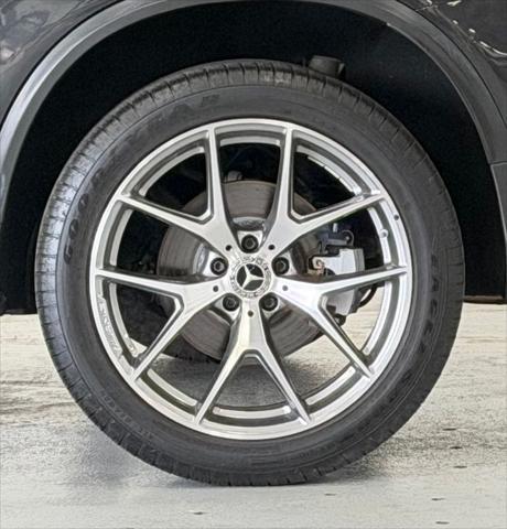 2022 Mercedes-Benz GLC 4MATIC SUV