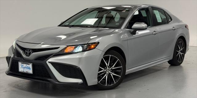 2021 Toyota Camry SE for sale in AURORA, IL