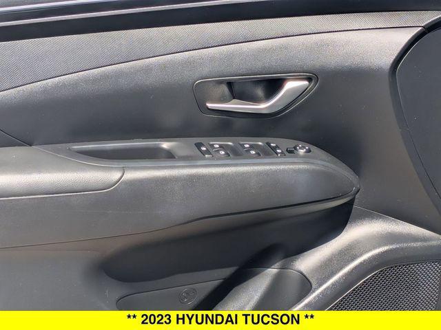 2023 Hyundai Tucson SE