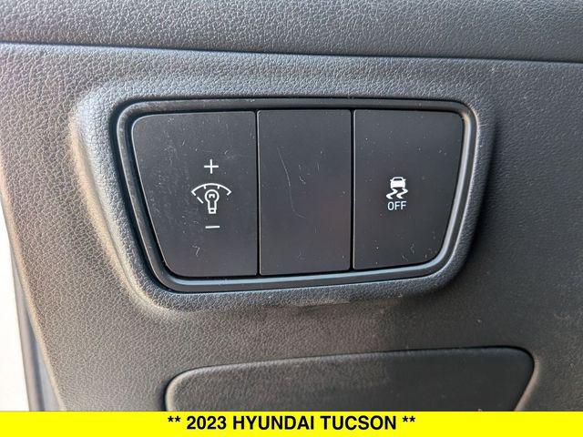 2023 Hyundai Tucson SE