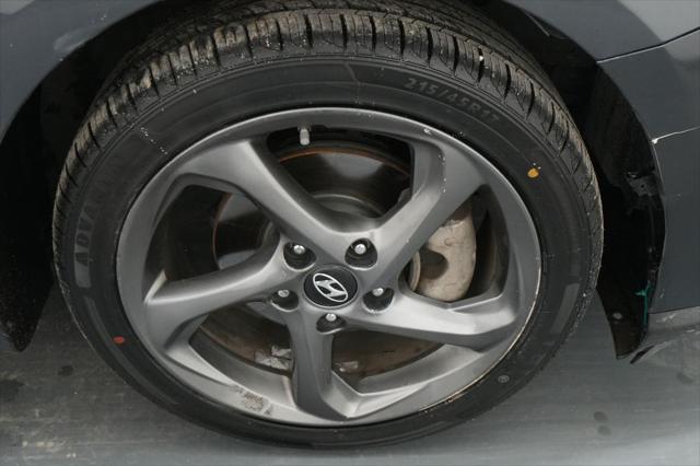 2019 Hyundai Veloster 2.0