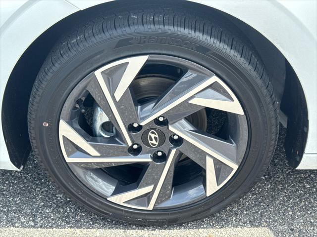 2026 Hyundai Elantra Hybrid Limited