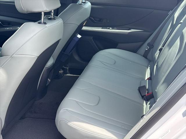 2026 Hyundai Elantra Hybrid Limited