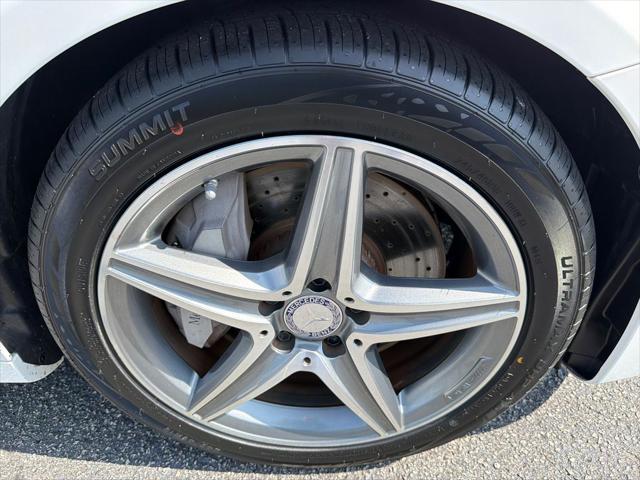 2017 Mercedes-Benz E-CLASS E 300 E 300