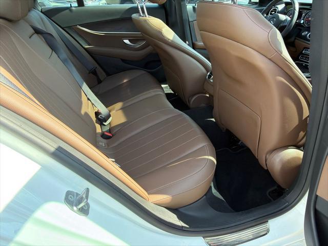 2017 Mercedes-Benz E-CLASS E 300 E 300