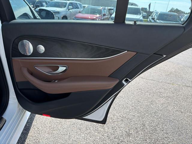 2017 Mercedes-Benz E-CLASS E 300 E 300
