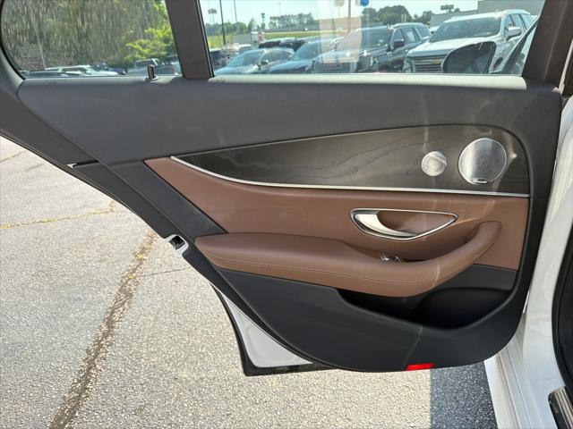 2017 Mercedes-Benz E-CLASS E 300 E 300
