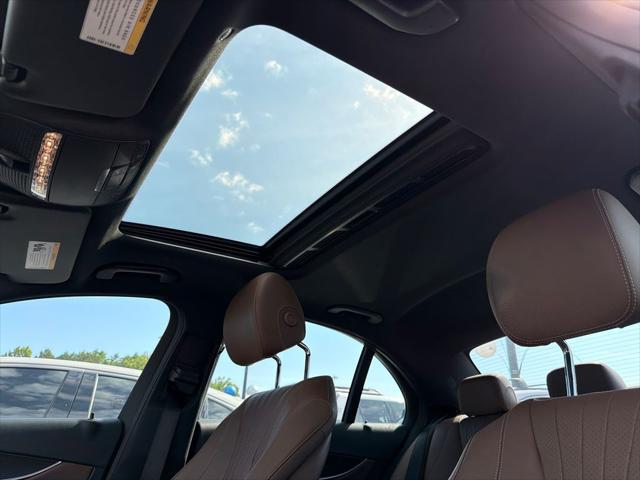 2017 Mercedes-Benz E-CLASS E 300 E 300