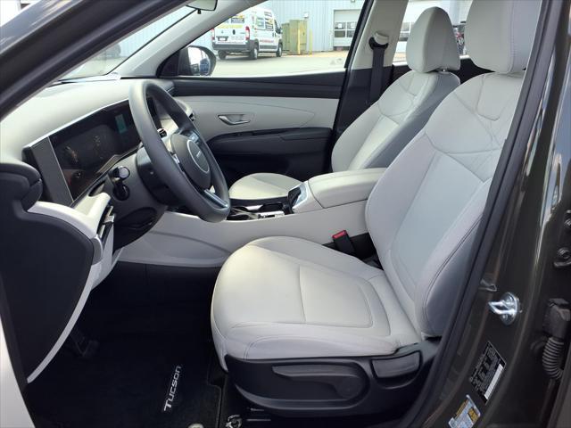 2025 Hyundai Tucson SE