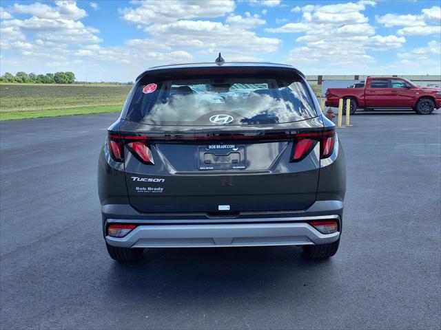 2025 Hyundai Tucson SE