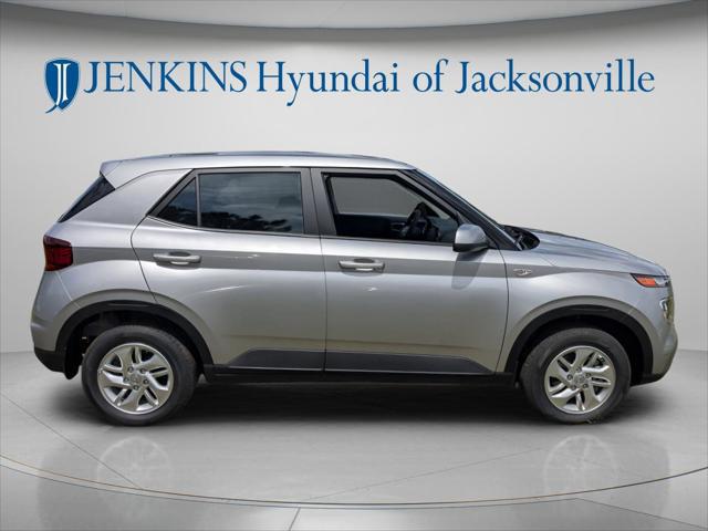 2025 Hyundai Venue SE