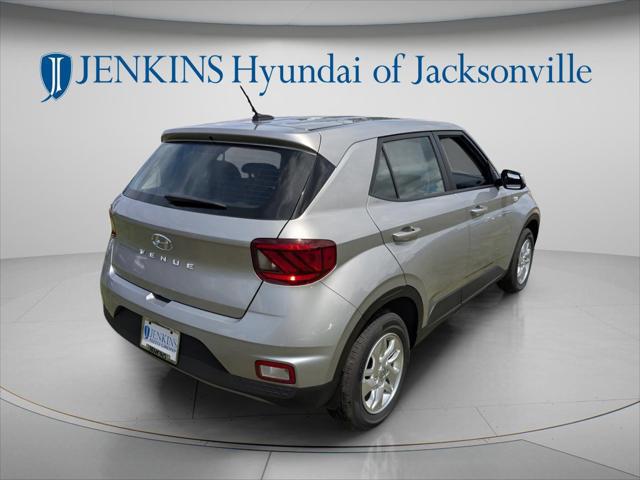2025 Hyundai Venue SE