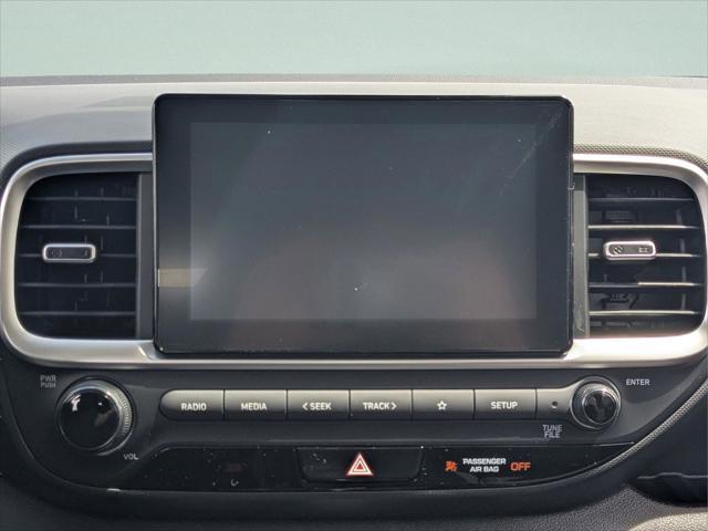 2025 Hyundai Venue SE