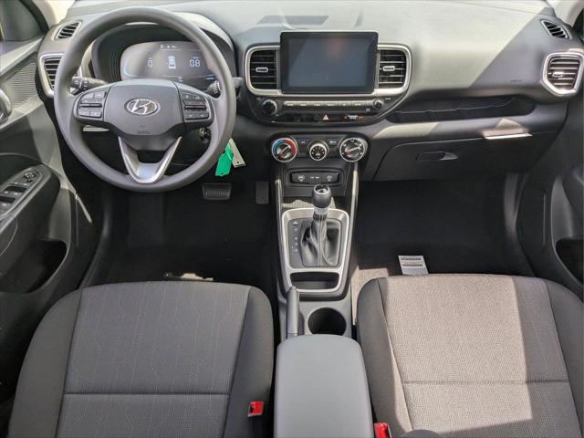 2025 Hyundai Venue SE