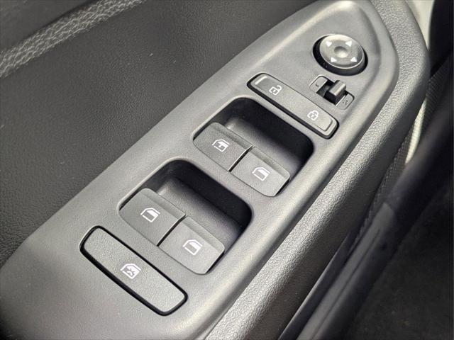 2025 Hyundai Venue SE